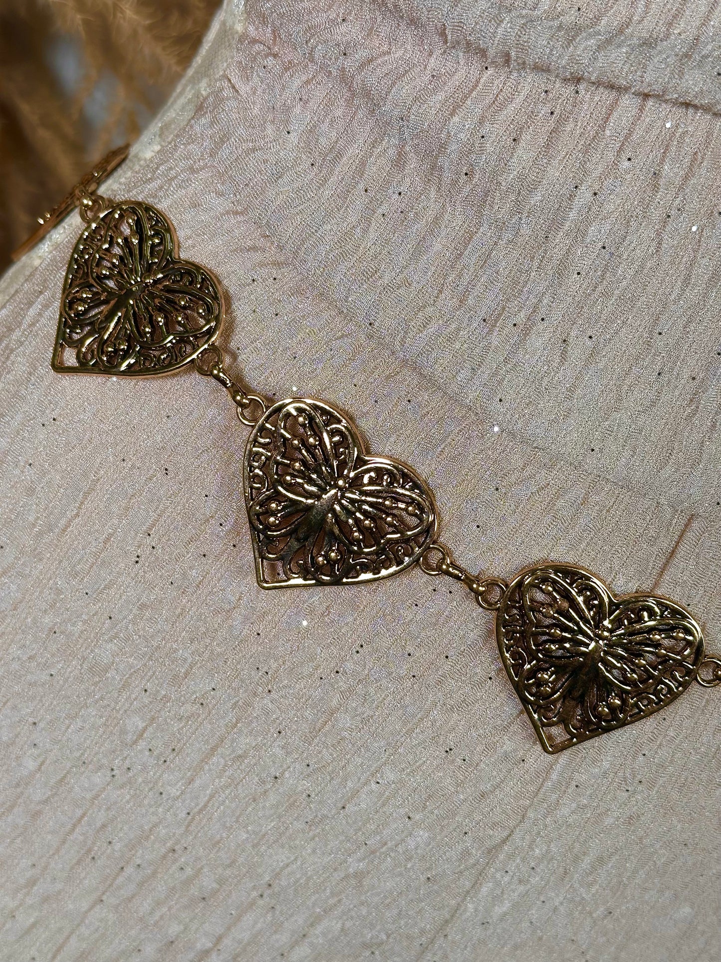 Heart Me Down Chain Belt