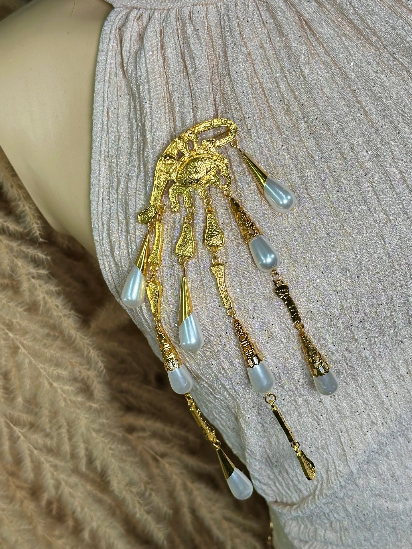 Teardrop Pearl Brooch