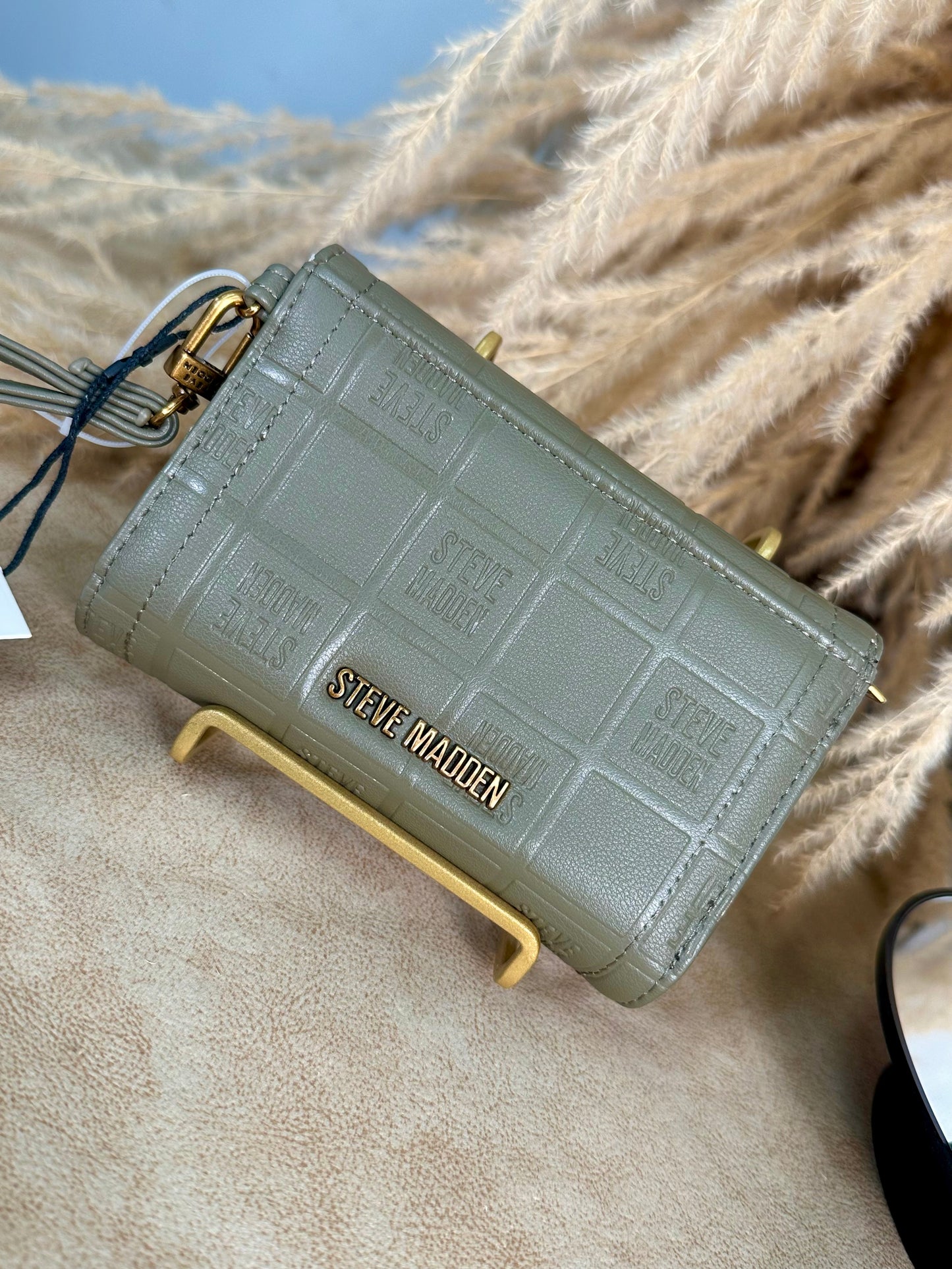 Steve Madden Wristlet